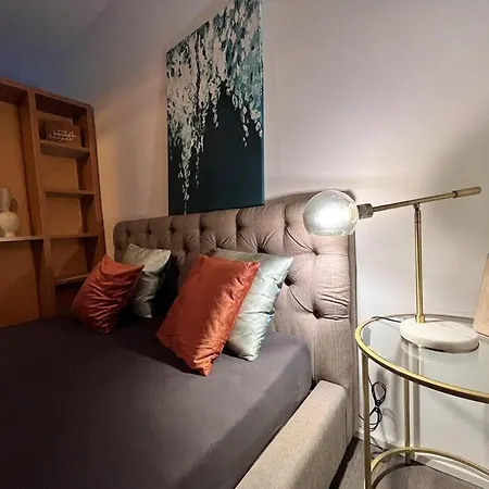 Zentrale Stadtwohnung, Bahnhofsnaehe, Og-krankenhaus, Og-messe, Europapark *